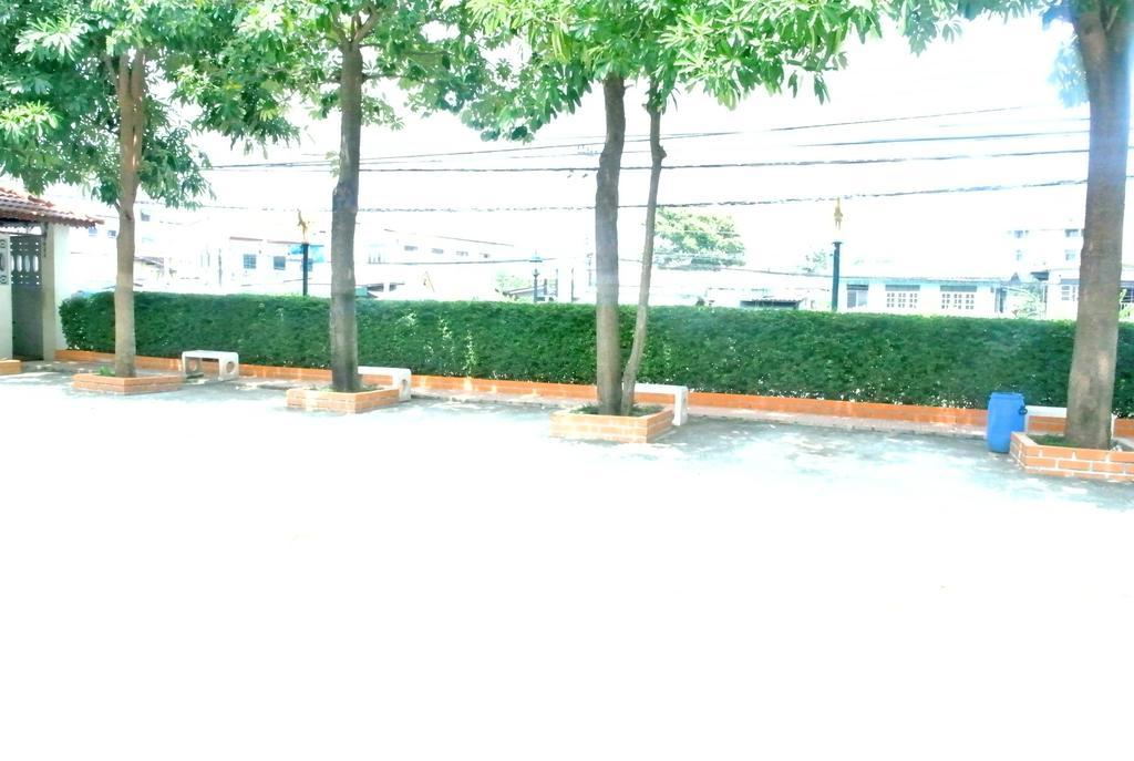 Rose Garden Hotel Ayutthaya Bagian luar foto